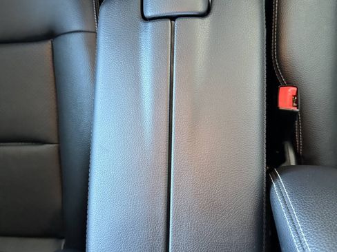 Used 2014 Mercedes-Benz E 350 Sedan image 16