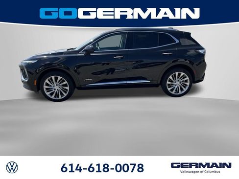 Used 2025 Buick Envision Avenir AWD/4WD image 3