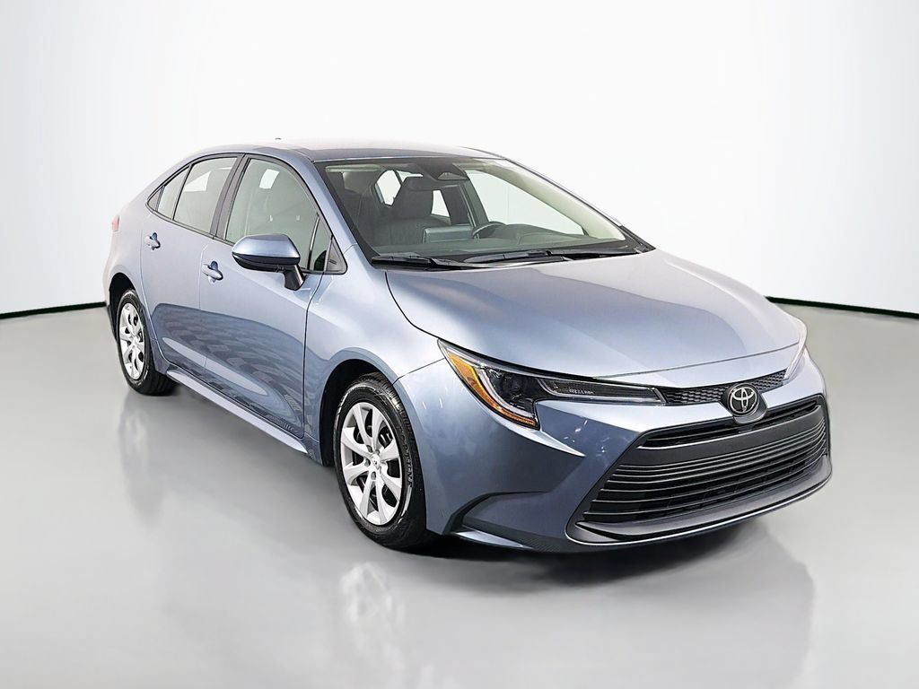 Used 2024 Toyota Corolla LE FWD image 1