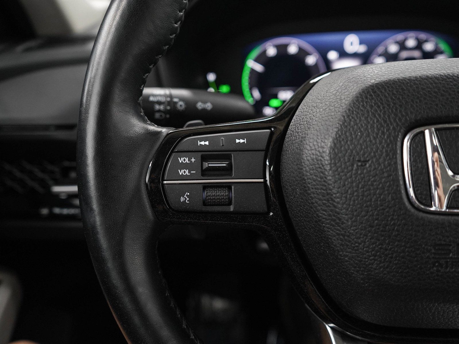 Used 2023 Honda Accord Touring image 25