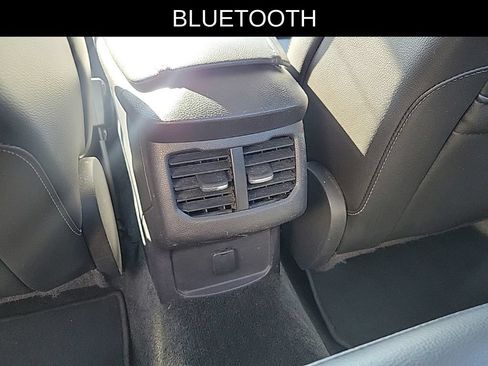 Used 2016 Ford Fusion SE w/ Equipment Group 202A FWD image 9