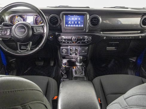 Used 2022 Jeep Wrangler Unlimited Sport image 24