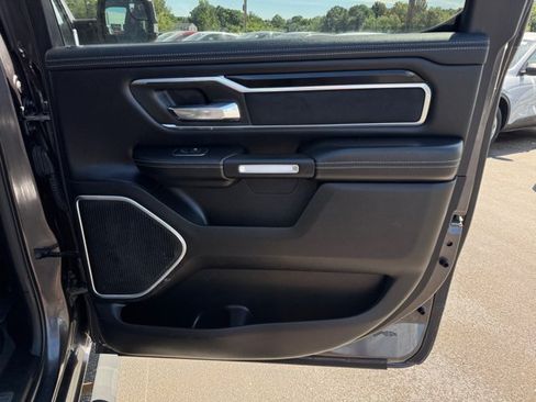 Used 2019 RAM 1500 Laramie w/ Sport Appearance Package AWD/4WD image 28