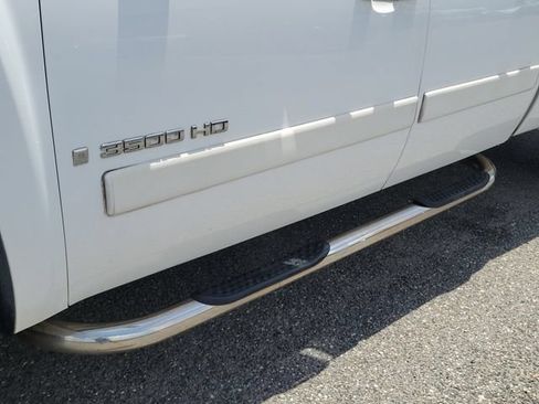 Used 2007 Chevrolet Silverado 3500 LTZ AWD/4WD image 13