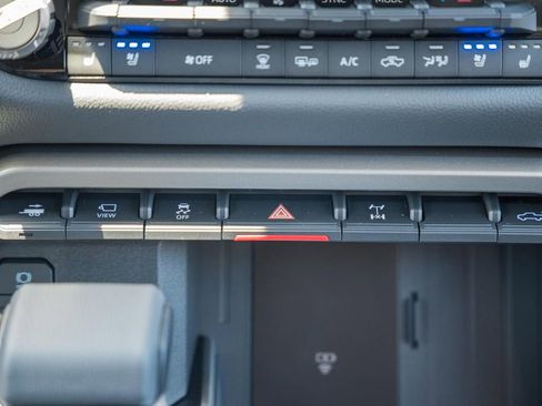 New 2026 Toyota Tundra Limited AWD/4WD image 26