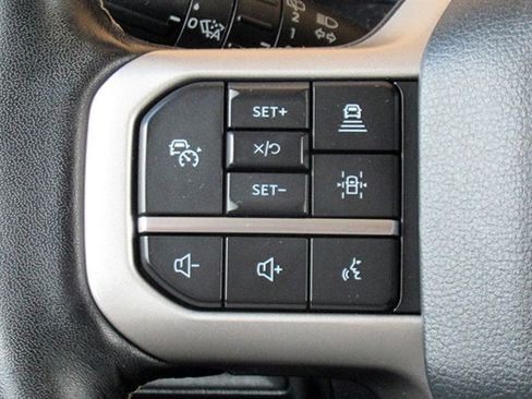 Used 2022 Ford Expedition Max Limited image 22