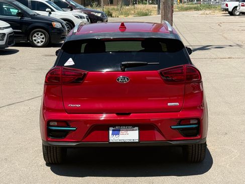 Used 2020 Kia Niro EX Premium FWD image 7