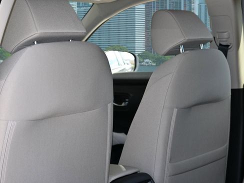 New 2026 Honda HR-V LX image 19