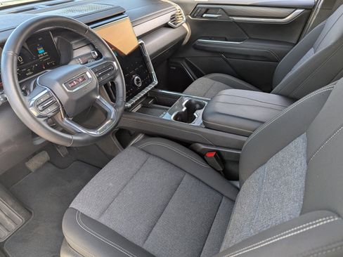 Certified 2025 GMC Acadia Elevation image 25