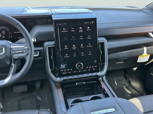 New 2026 GMC Yukon XL Denali w/ Sun & Power Step Package RWD image 15