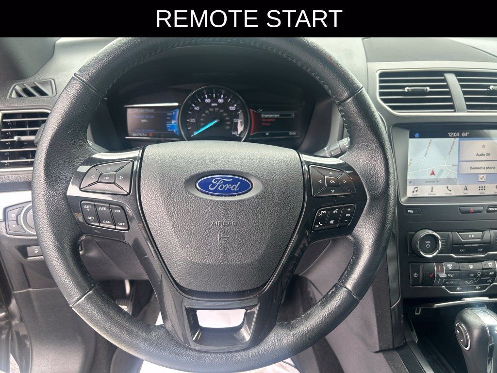 Used 2019 Ford Explorer XLT w/ Equipment Group 202A AWD/4WD image 16