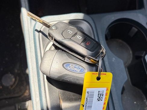 Used 2022 Ford Maverick XL FWD image 12