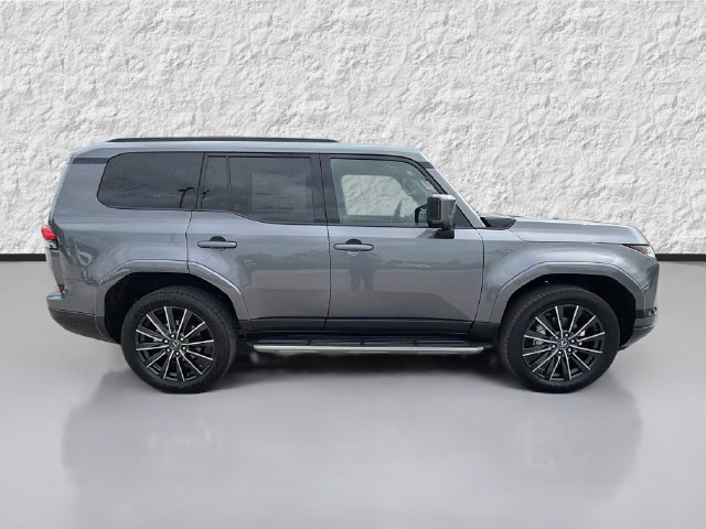 New 2026 Lexus GX 550 w/ Cold Area Package AWD/4WD image 2
