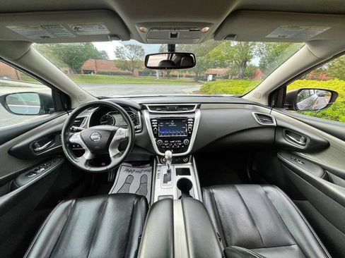 Used 2018 Nissan Murano Platinum AWD/4WD image 2