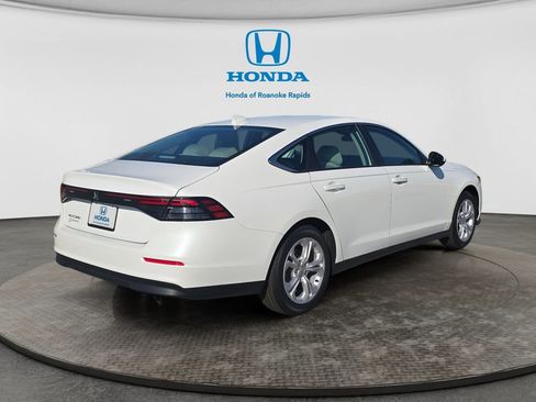 New 2026 Honda Accord LX image 5