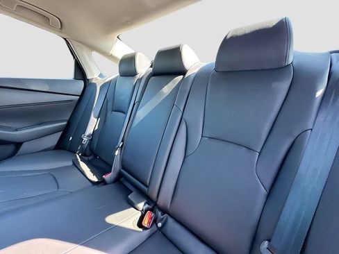 Used 2025 Honda Accord EX-L image 28