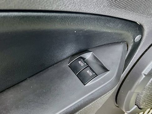 Used 2006 Ford Mustang GT Premium RWD image 9