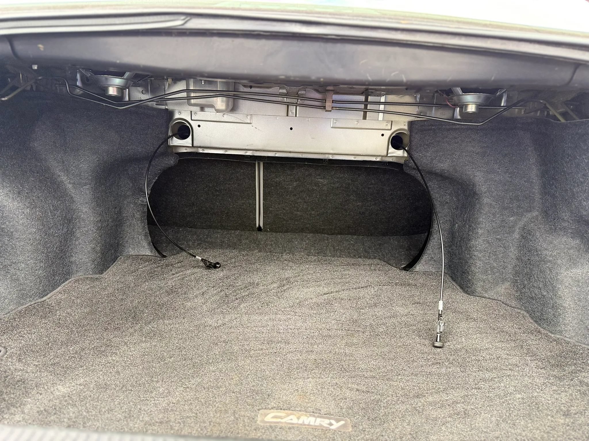 Used 2010 Toyota Camry LE FWD image 34