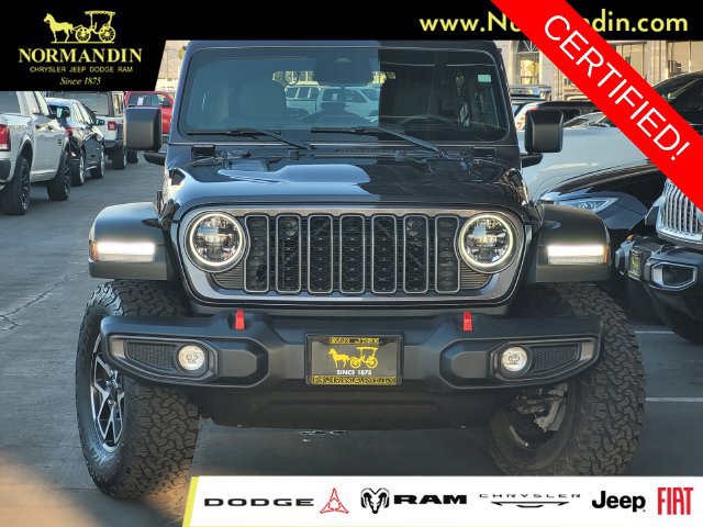 Certified 2025 Jeep Wrangler Unlimited Rubicon w/ Convenience Group AWD/4WD image 2