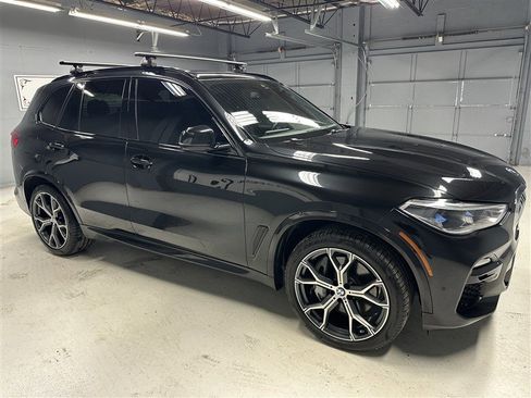 Used 2019 BMW X5 xDrive50i w/ M Sport Package image 8