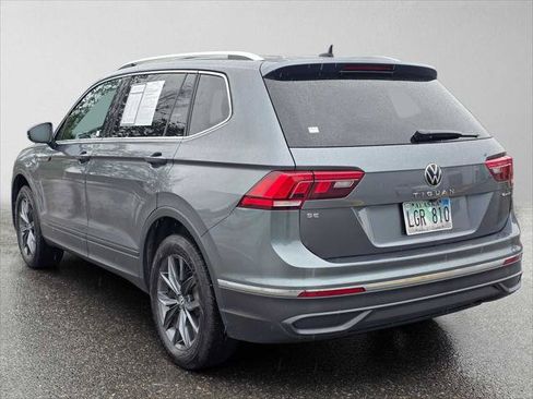 Used 2022 Volkswagen Tiguan SE AWD/4WD image 5