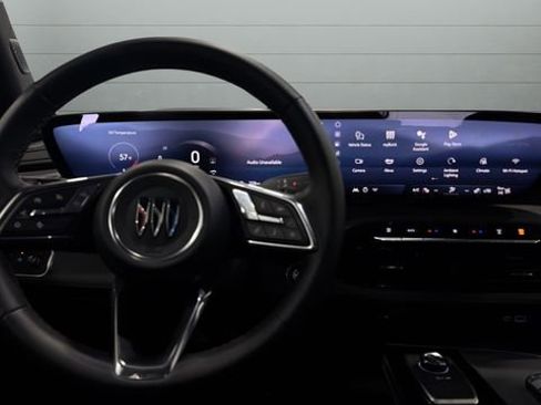 Used 2025 Buick Enclave Preferred image 5