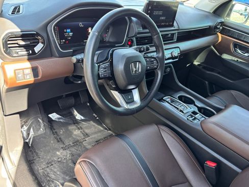 Used 2023 Honda Pilot Elite image 17