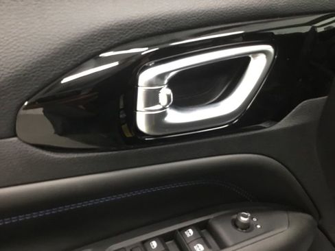 New 2026 Jeep Compass Latitude w/ Quick Order Package 29K image 6