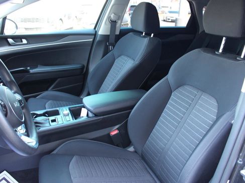 Used 2025 Kia K5 LXS image 16