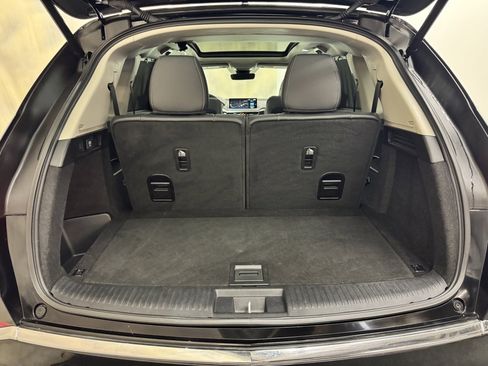 Used 2023 Acura MDX SH-AWD w/ Technology Package image 36