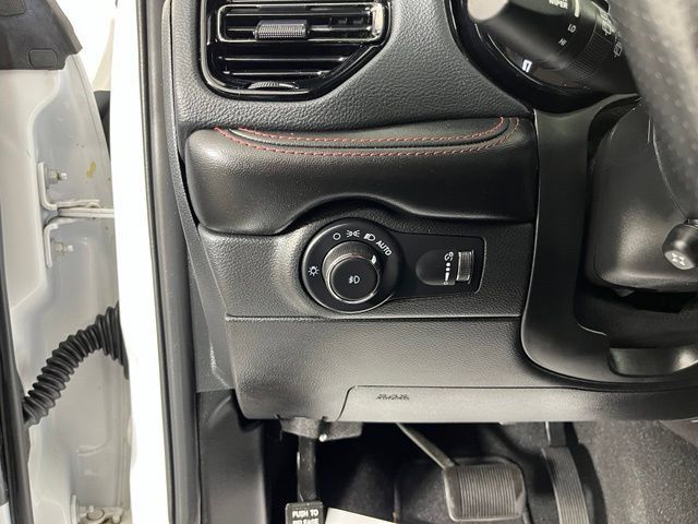 Used 2023 Dodge Durango R/T AWD/4WD image 19