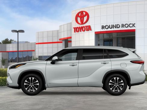 New 2026 Toyota Highlander XLE AWD/4WD image 4