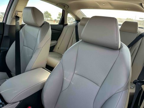 New 2025 Honda Accord EX-L image 11