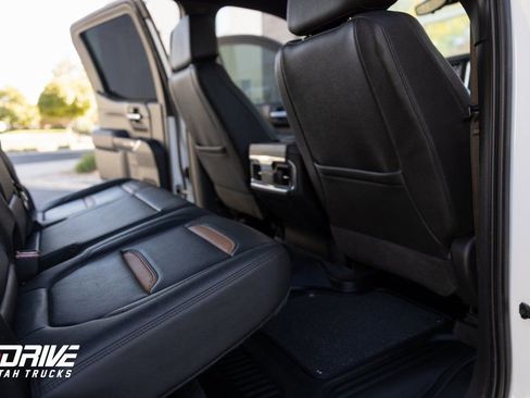Used 2022 GMC Sierra 1500 AT4 w/ AT4 Premium Package image 21