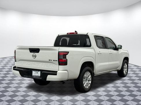 Used 2023 Nissan Frontier SV image 7