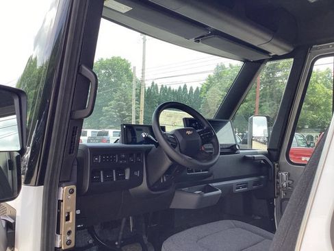 New 2026 Chevrolet Brightdrop 600 AWD/4WD image 11