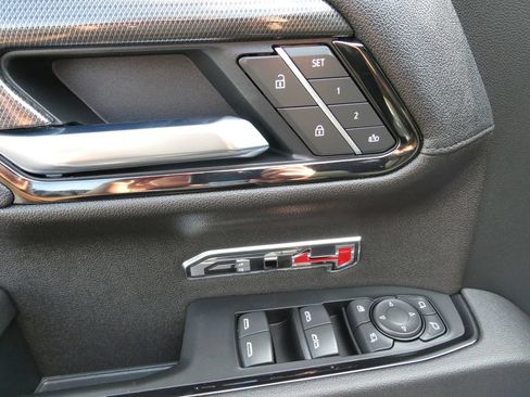 Used 2025 GMC Sierra 1500 AT4 w/ AT4 Premium Package AWD/4WD image 25