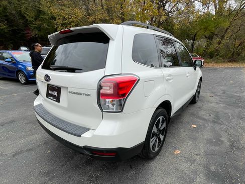 Used 2018 Subaru Forester 2.5i Limited image 8