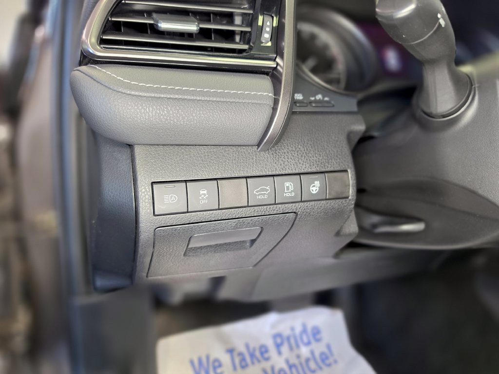 Used 2022 Toyota Camry SE AWD/4WD image 19