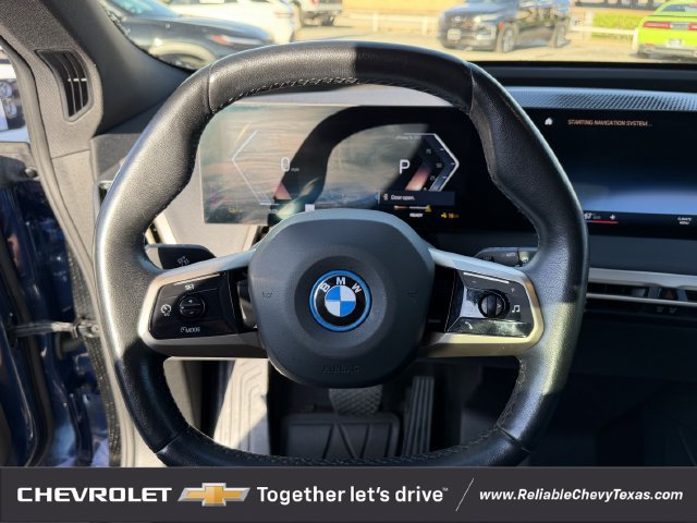 Used 2022 BMW iX xDrive50 w/ Premium Package AWD/4WD image 13
