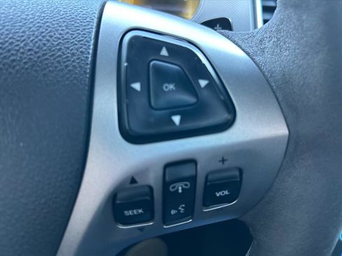 Used 2015 Ford Taurus SHO w/ Equipment Group 401A image 23