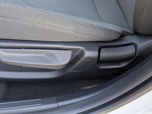 New 2025 Kia K4 LX image 22