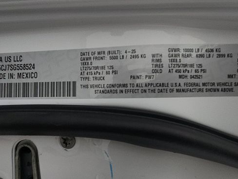 New 2025 RAM 2500 Tradesman image 29