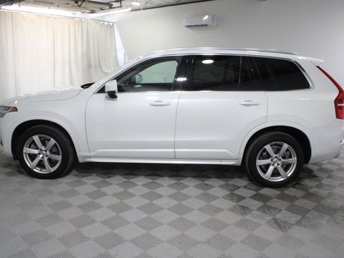 Used 2020 Volvo XC90 T6 Momentum AWD/4WD image 32
