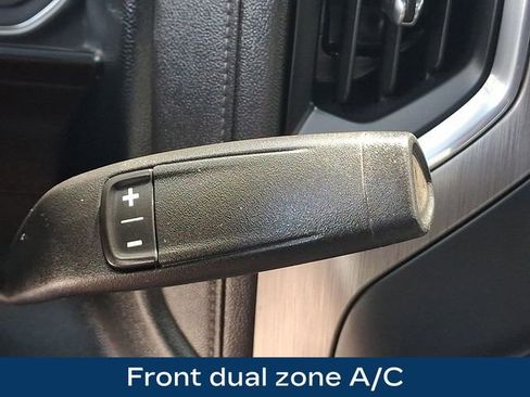 Used 2022 GMC Sierra 3500 Denali AWD/4WD image 11