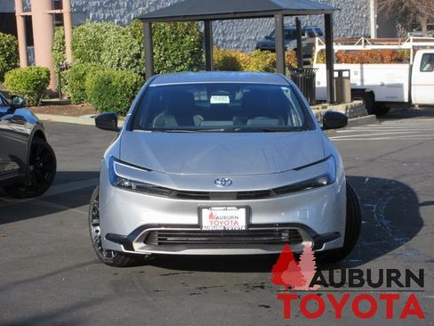 New 2026 Toyota Prius XLE image 15