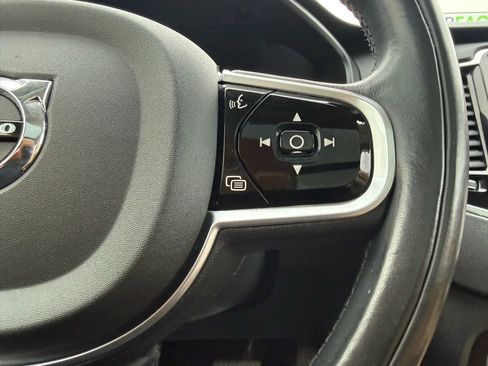 Used 2016 Volvo XC90 T6 Momentum image 30
