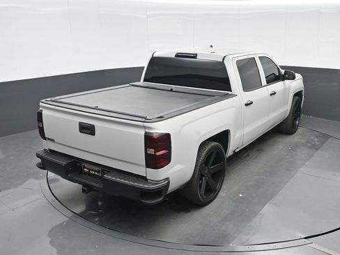 Used 2018 Chevrolet Silverado 1500 Custom w/ Custom Value Package image 21