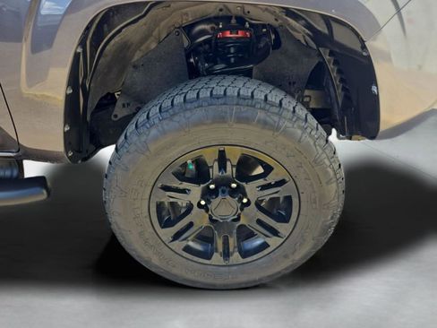 Used 2022 Toyota Tacoma SR5 image 35