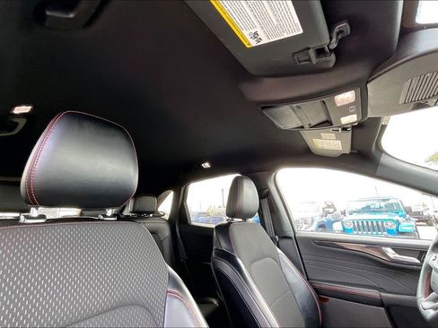 Certified 2024 Ford Escape ST-Line w/ Cold Weather Package image 27